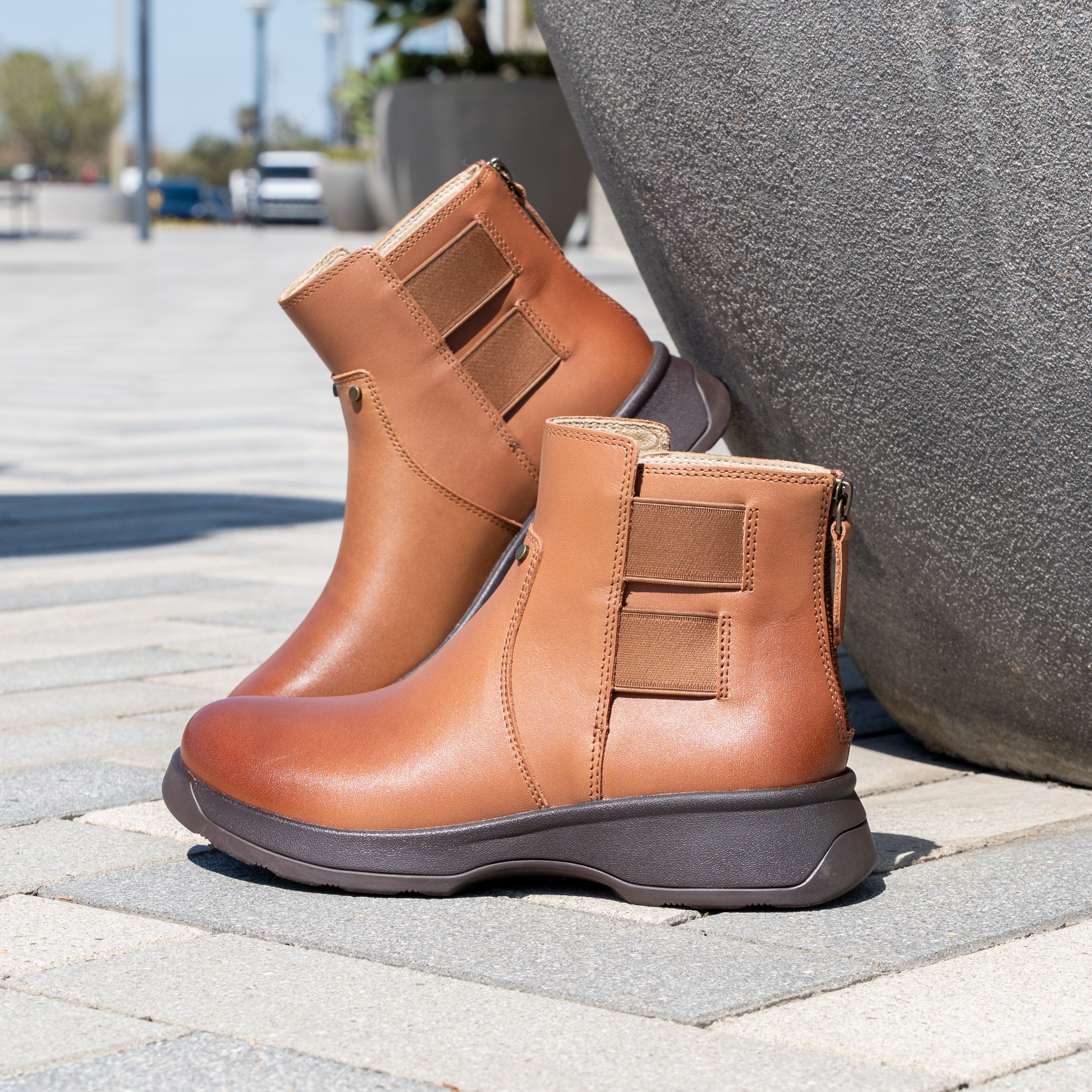 Jordyn Smoked Tan Boot - Image 2