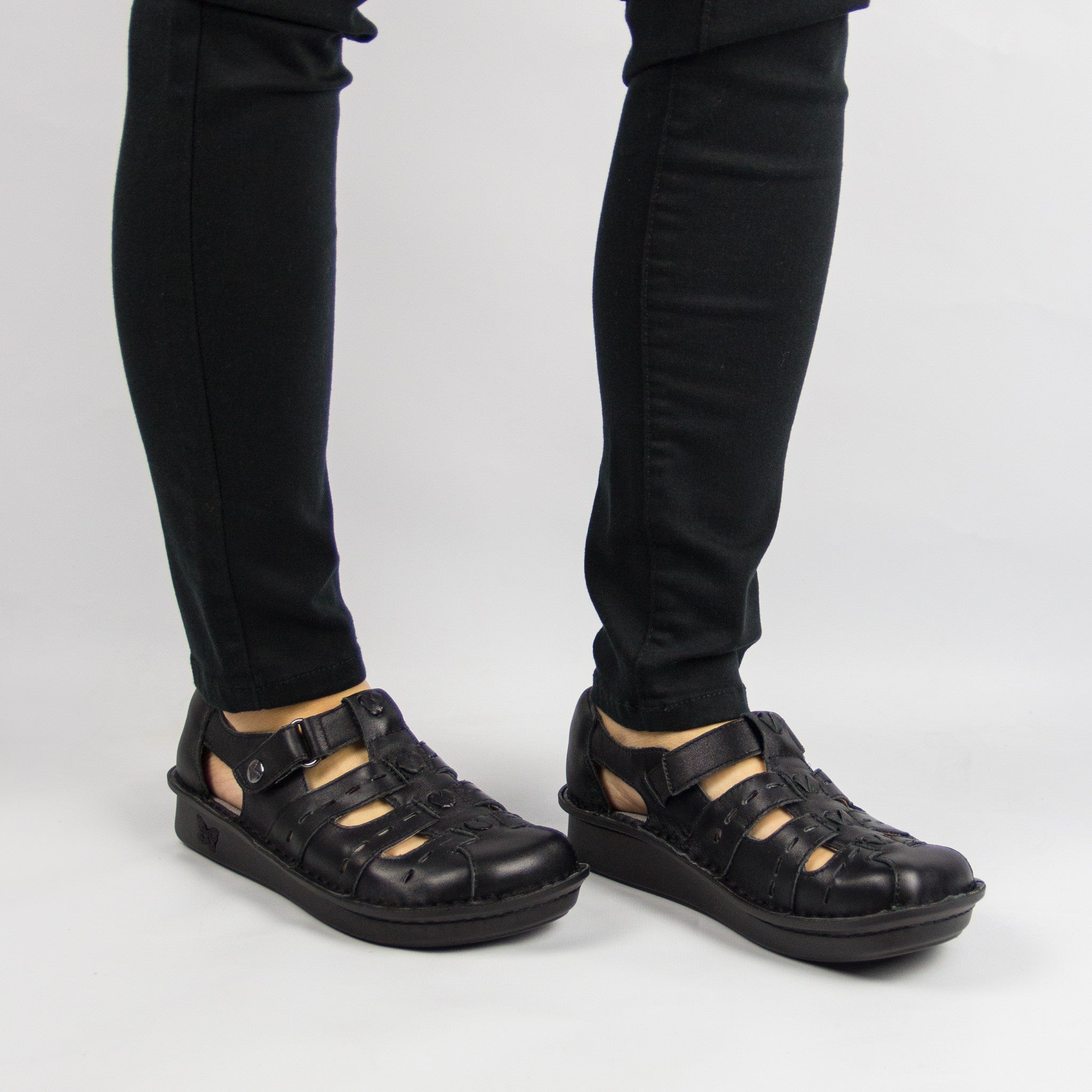 Pesca Black Butter Sandal - Image 2